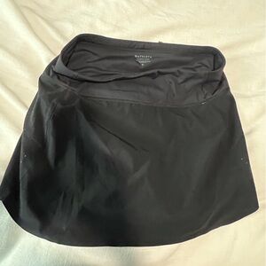 Athleta Run With It 14” skort